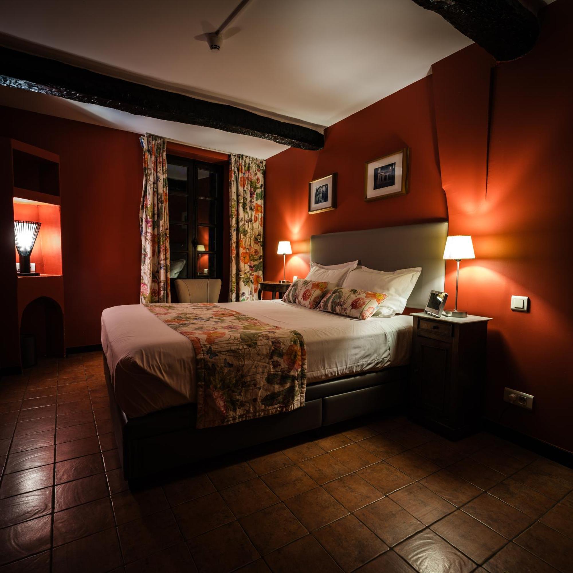 Le Grimaldi Bed & Breakfast Cagnes-sur-Mer Ngoại thất bức ảnh