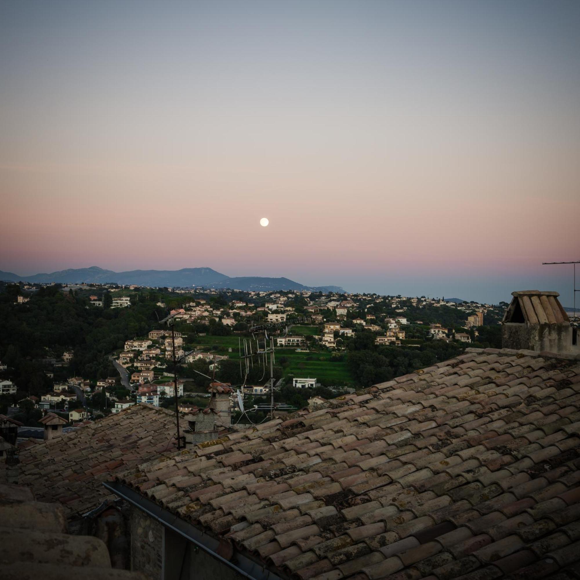 Le Grimaldi Bed & Breakfast Cagnes-sur-Mer Ngoại thất bức ảnh